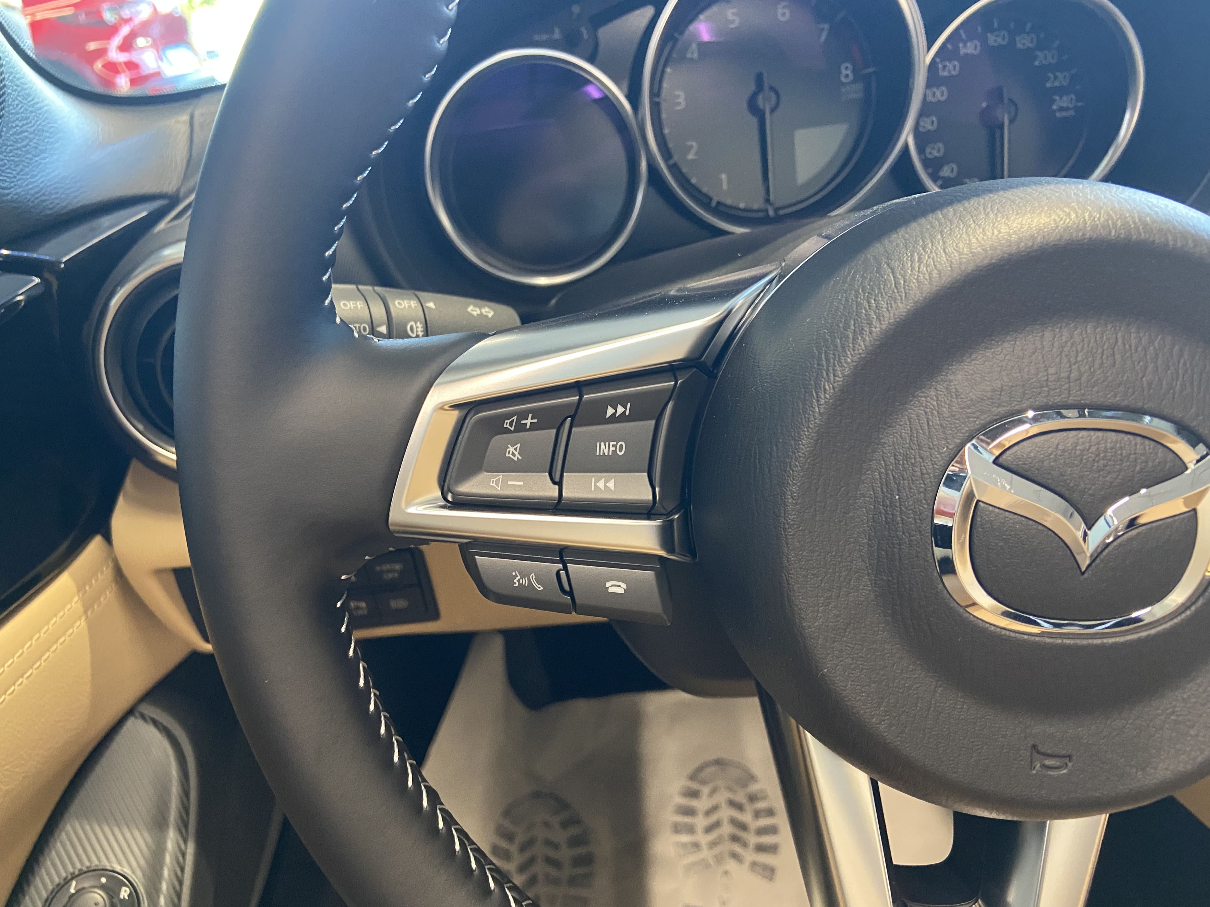 mazda - Visuel 10