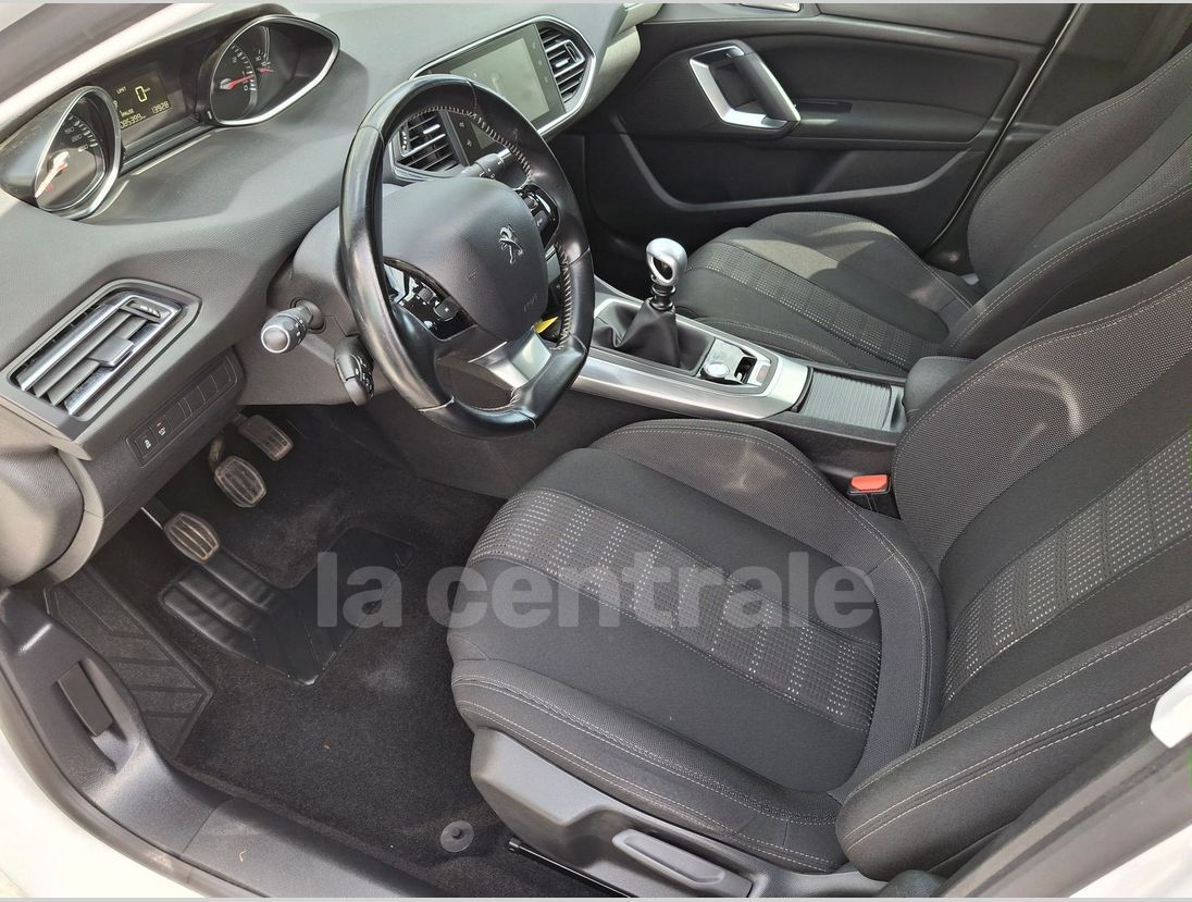 peugeot - Visuel 5