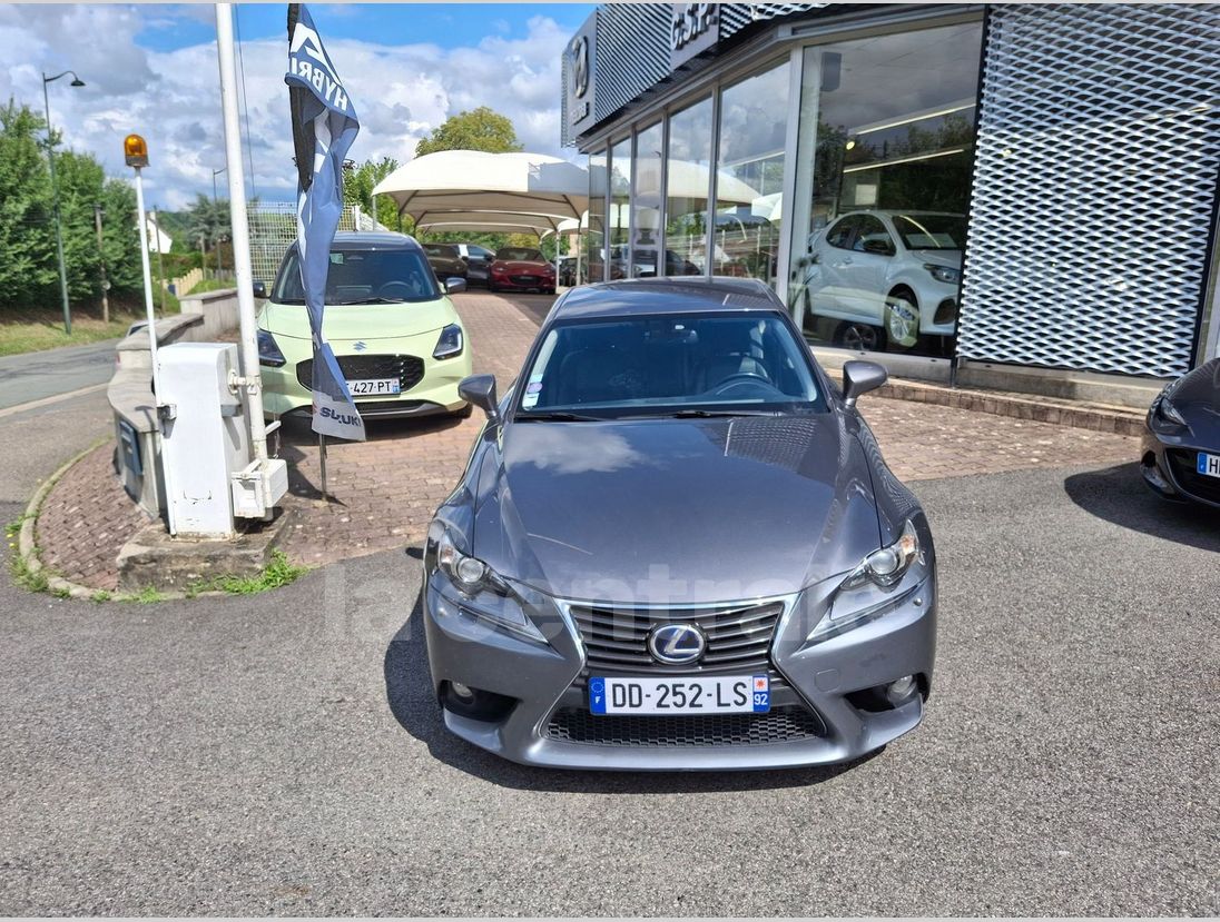 lexus - Visuel 1