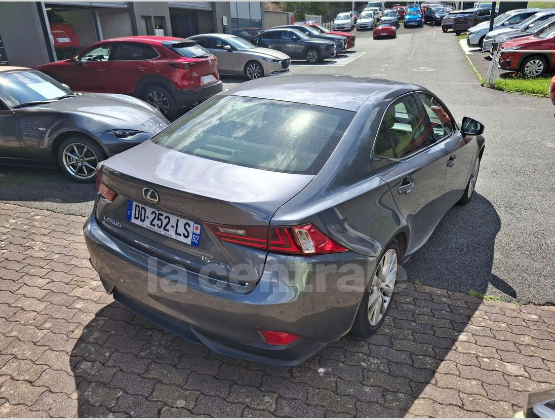 lexus - Visuel 2