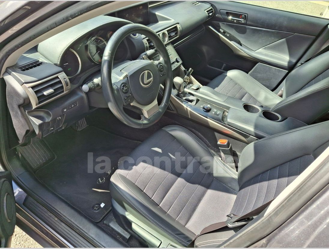 lexus - Visuel 3